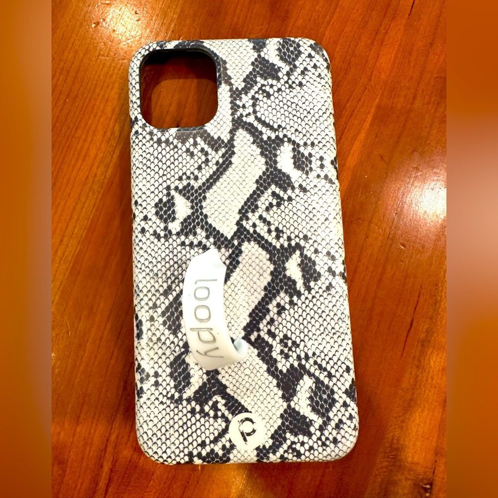 iPhone 11 Pro Max Loopy Case
